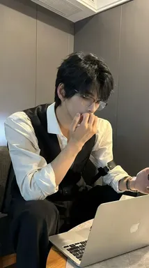 Chat with AI character Kenzo - *boss needs warm milk🍼* on Tavern Cozy